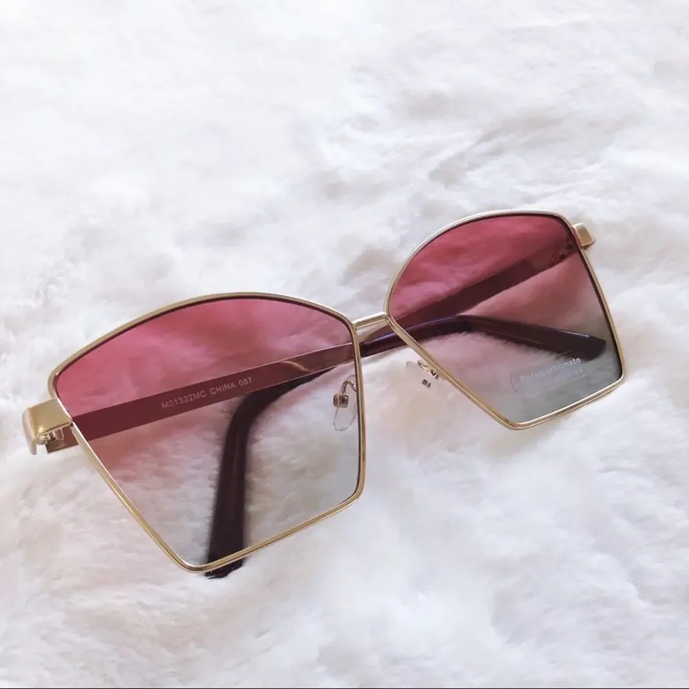 Aubrey Dark Pink Gradient Oversized Sunglasses